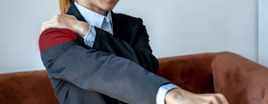 Shoulder_Impingement_Remedies_Managing_And_Easing_Shoulder_Impingement_Discomfort.